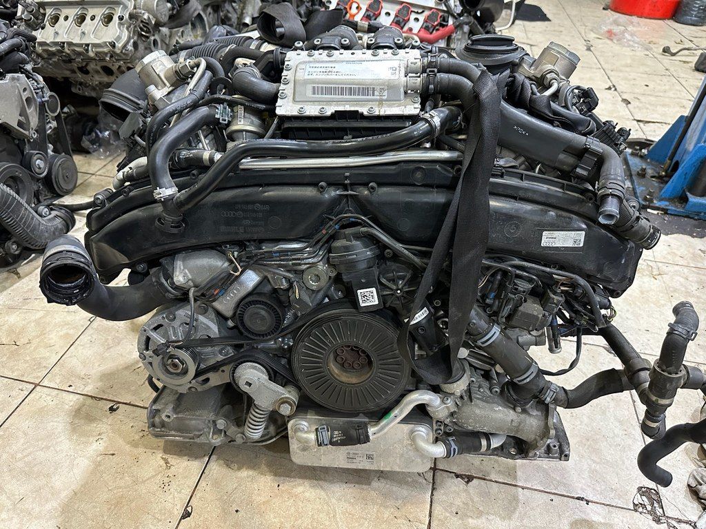 "Audi A8 4.0 2015" ehtiyat hissələri — Ehtiyat hissələri və aksesuarlar, Bakı (3)