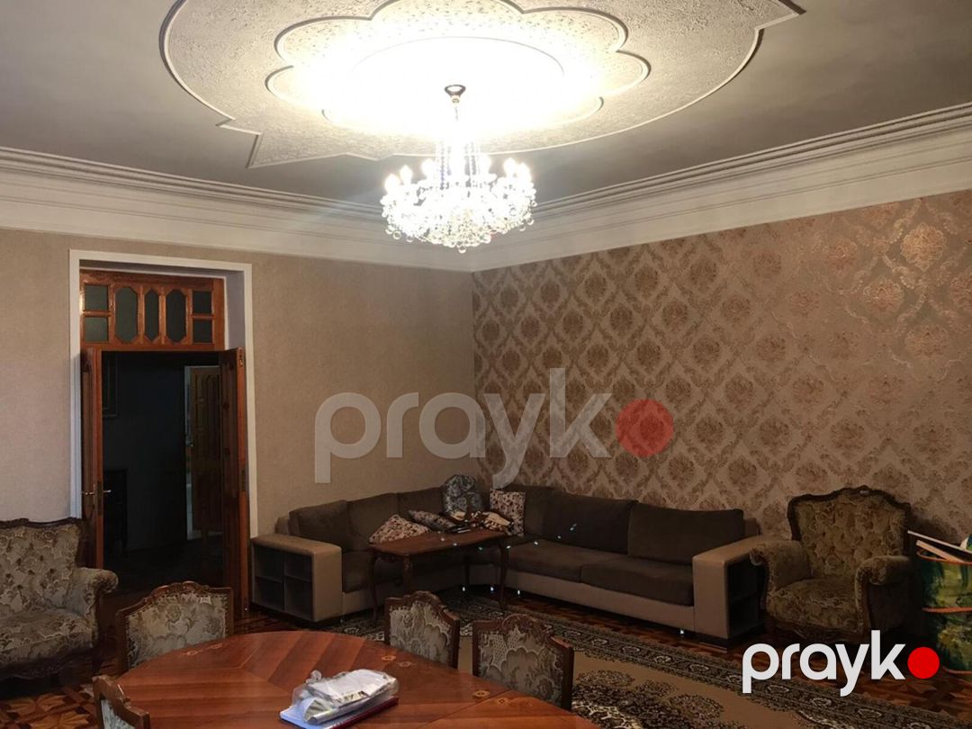 Satılır 5 otaqlı həyət evi/bağ evi 200 m² — Ev, villa, Bakı (11)