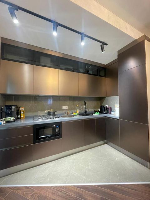 Satılır 4 otaqlı yeni tikili 70 m² — Bakı