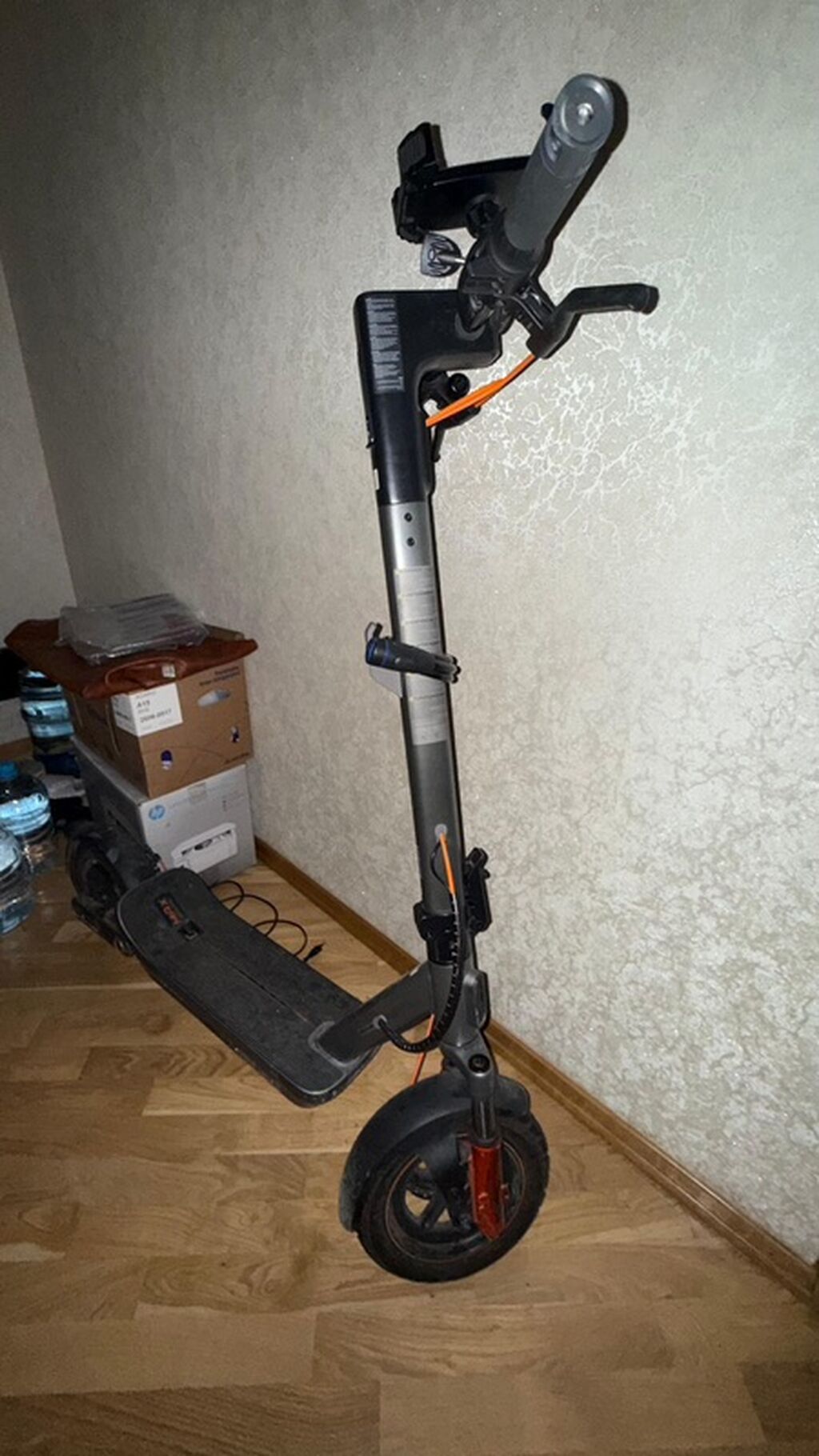 İşlənmiş Elektrik samokat 12", 351 - 500 Vt, 16 - 25 km/s, Ünvandan götürmə — Skuterlər, Bakı (4)