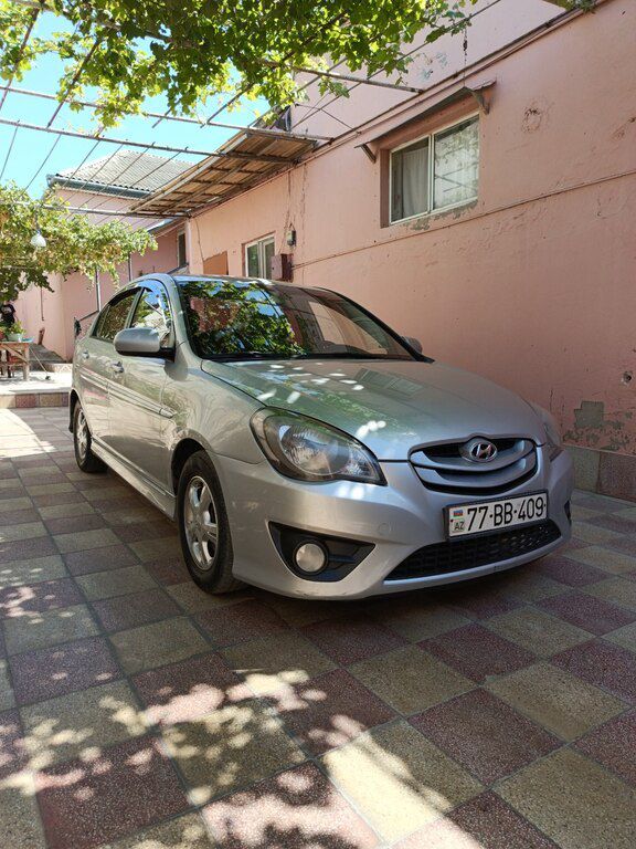 Hyundai Accent, 1.5 L, 2010 il, 218 000 km — Avtomobillər, Bakı (2)