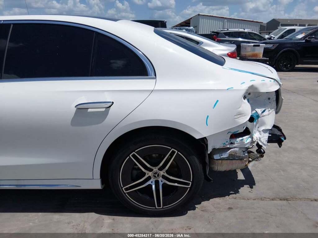Mercedes E 350, 2.0 L, 2026 il, yeni — Avtomobillər (8)