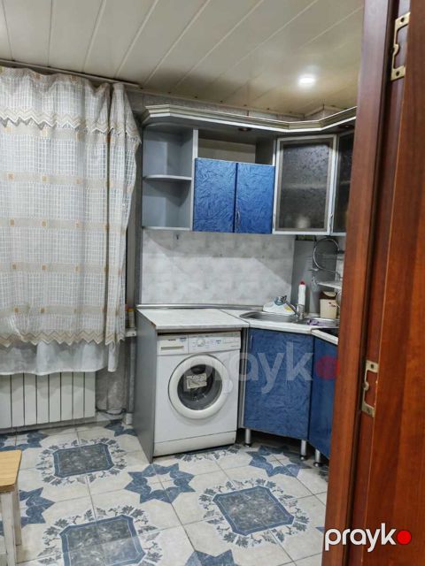 İcarəyə verilir 2 otaqlı köhnə tikili 55 m²