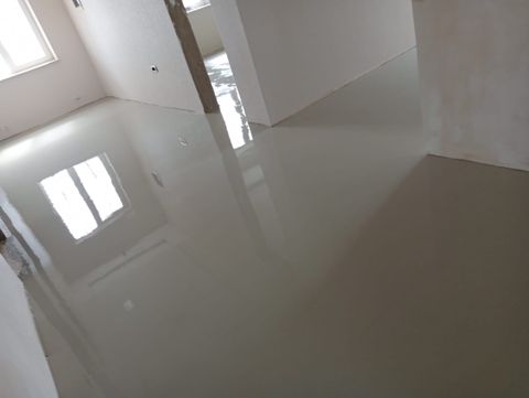 Şap özüyayılan parket — Bakı