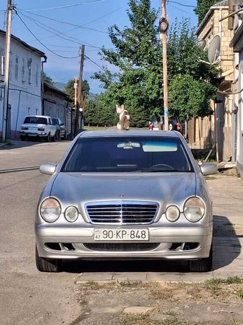 Mercedes E 230, 2.3 L, 1996 il, 441 038 km — Quba