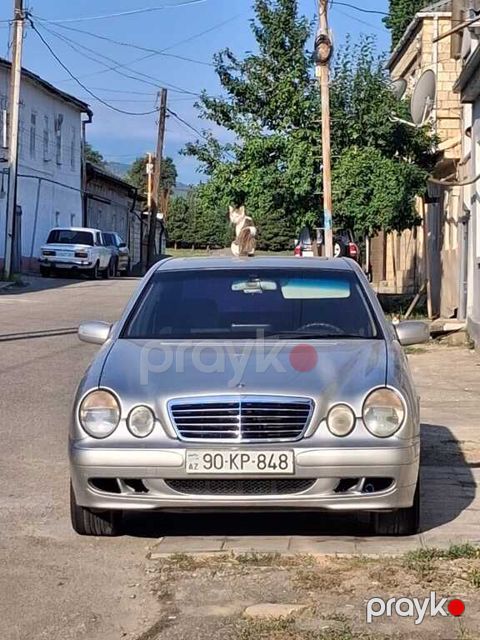 Mercedes E 230, 2.3 L, 1996 il, 441 038 km