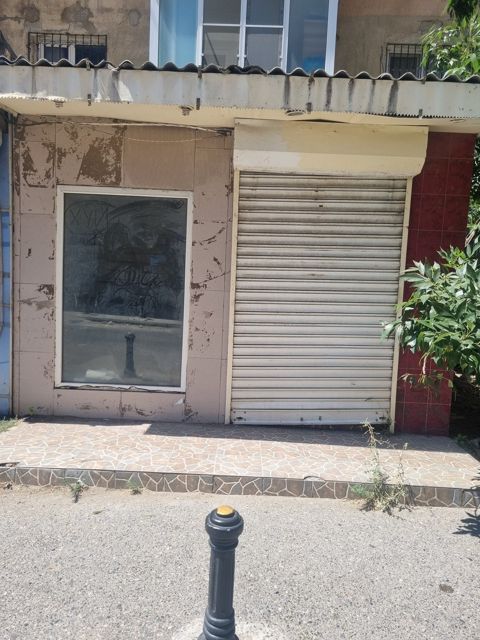 Satılır obyekt 33 m² — Bakı