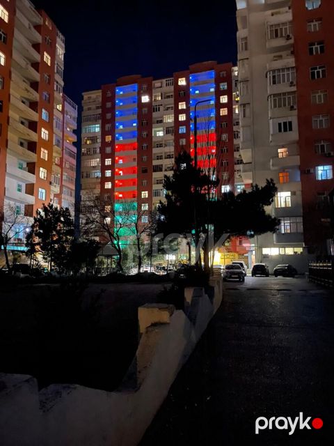 2-otaqlı yeni tikili, 3-cü mkr., 100 m²
