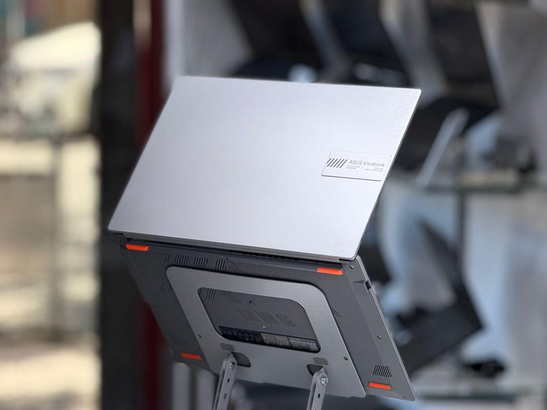 Noutbuk Asus Silver — Noutbuklar, Bakı (4)