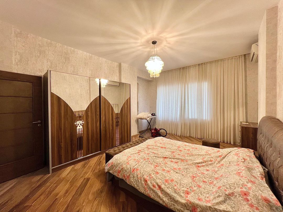 Satılır 4 otaqlı yeni tikili 190 m² — Mənzil, Bakı (10)