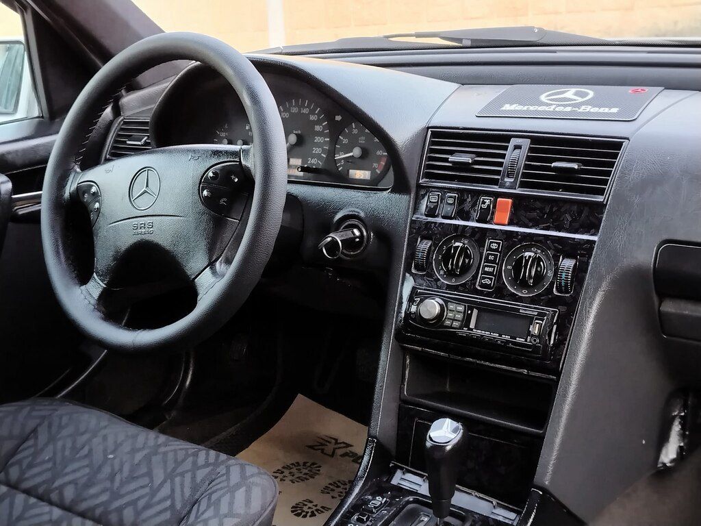 Mercedes C 220, 2.2 L, 1995 il, 352 145 km — Avtomobillər, Bakı (7)