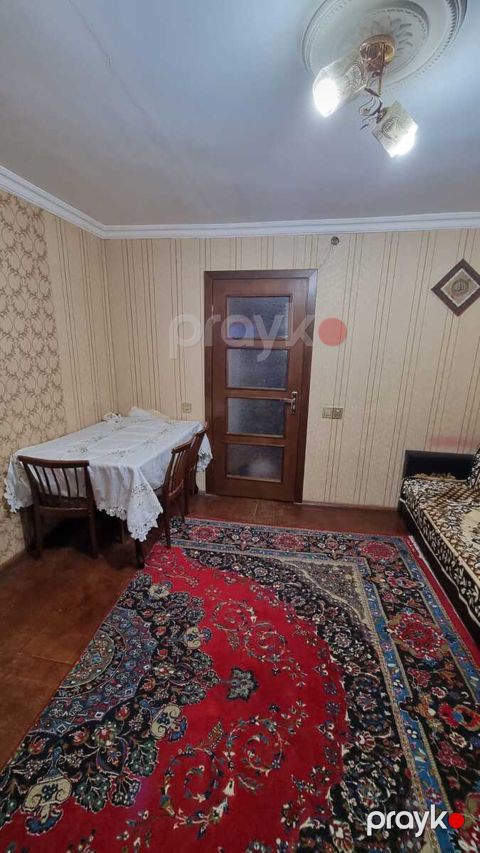 İcarəyə verilir 2 otaqlı köhnə tikili 45 m²