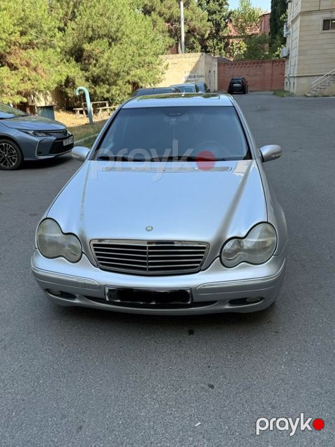 Mercedes C 200, 2.0 L, 2000 il, 370 000 km — Gəncə