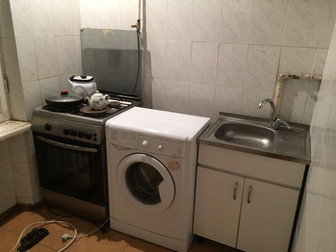 İcarəyə verilir 3 otaqlı köhnə tikili 69 m² — Mənzil, Bakı (2)