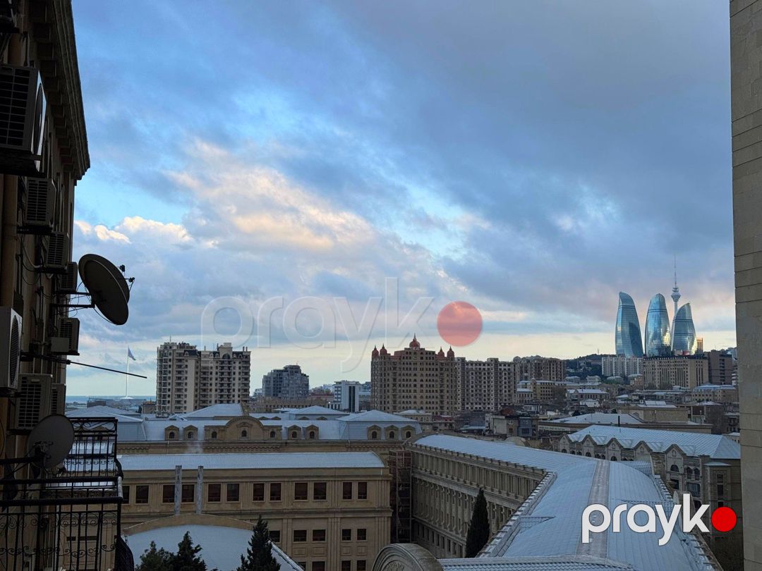 Satılır 5 otaqlı yeni tikili 220 m² — Mənzil, Bakı (4)