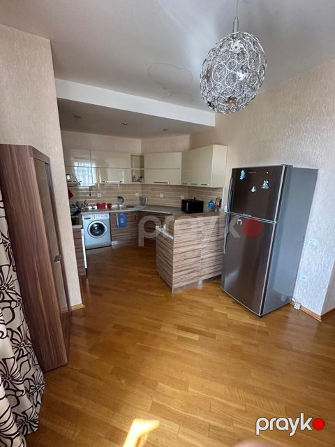 İcarəyə verilir 3 otaqlı yeni tikili 105 m²
