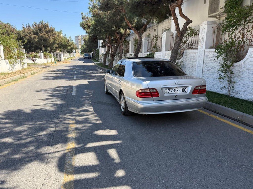 Mercedes E 240, 2.6 L, 2000 il, 350 000 km — Avtomobillər, Bakı (6)