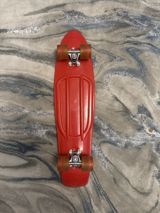 Qırmızı plastik kruyzer skeytbordu - Korpus: Tam plastik, qəliblənmiş — Skateboards