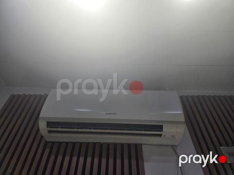 45kv qazi ustunde tam islek 350man satılır.Ünvan Hövsan.Ayla91 E — Bakı