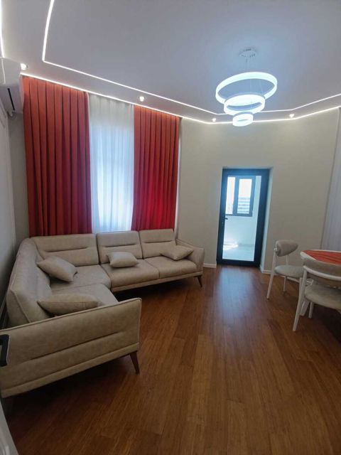 2-otaqlı yeni tikili, Şah İsmayıl Xətai m., 75 m² — Bakı