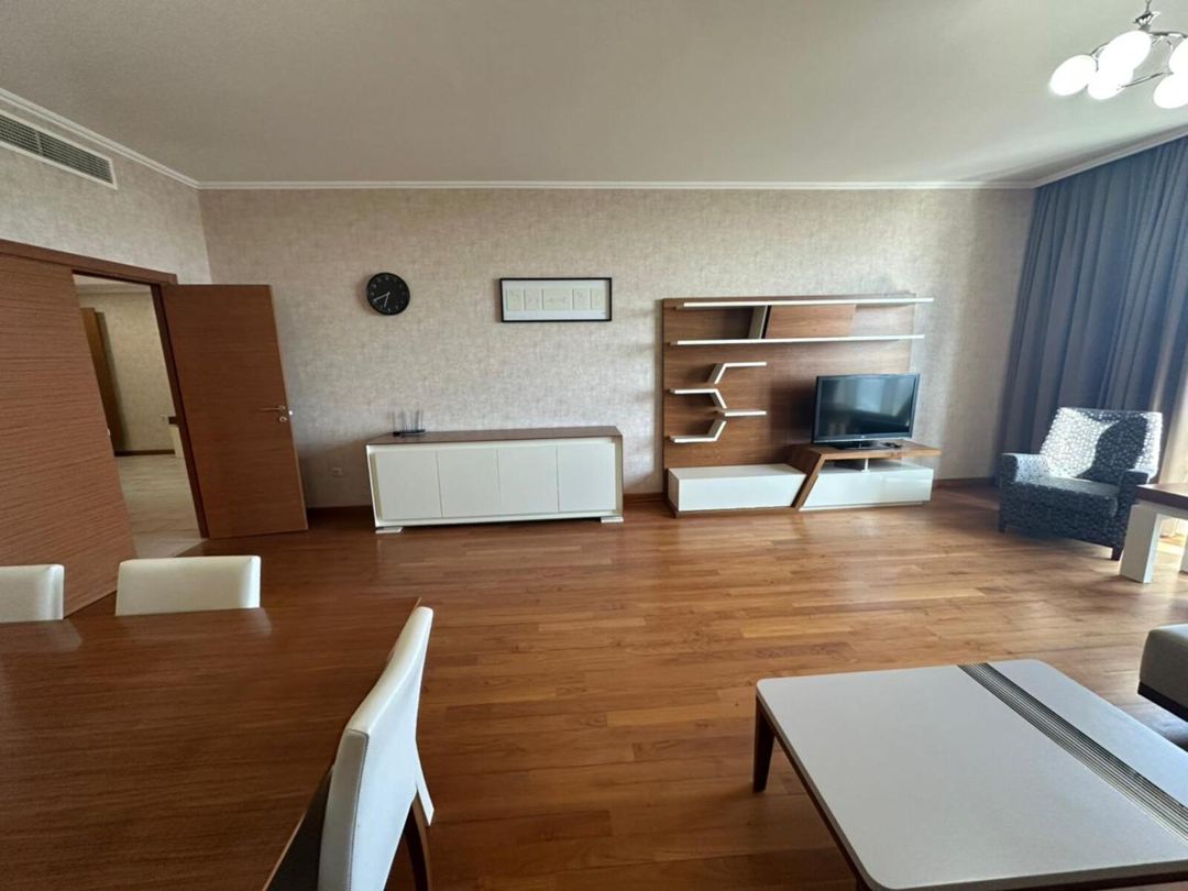 İcarəyə verilir 4 otaqlı yeni tikili 210 m² — Mənzil, Bakı (3)