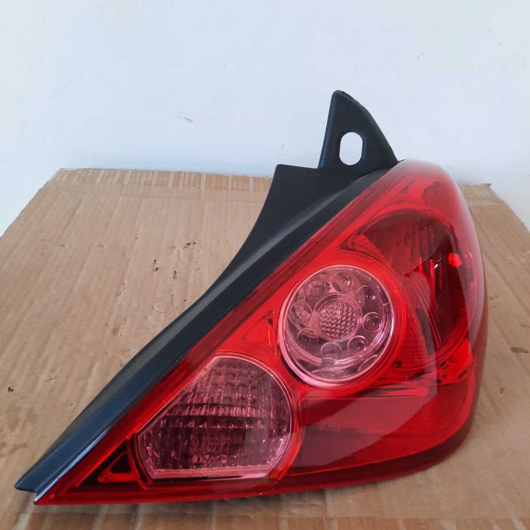 "Nissan Tiida 2007 Hatchback" stop işığı — Ehtiyat hissələri və aksesuarlar, Bakı (3)