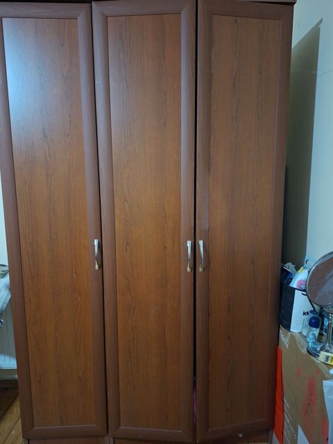 Üçqapılı geyim dolabı - Material: ağac teksturalı laminat/MDFlam — Bakı