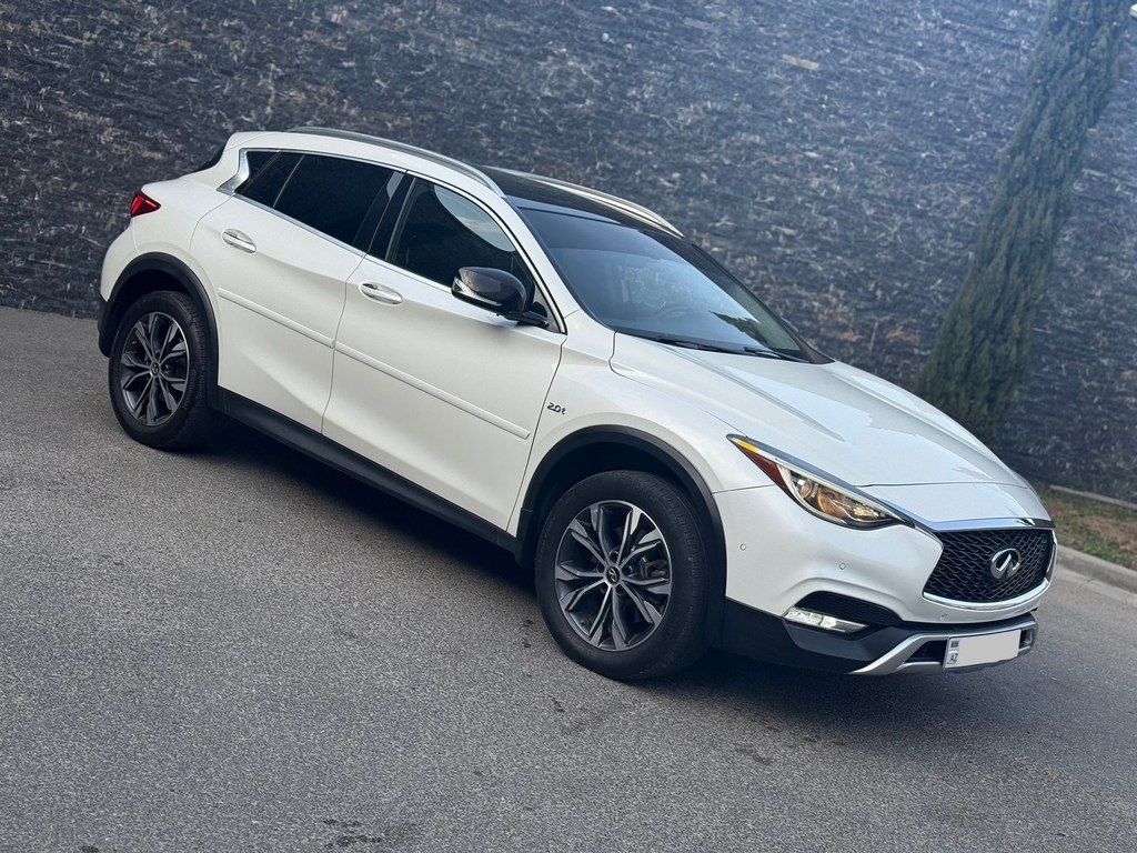 Infiniti QX30, 2.0 L, 2016 il, 96 000 km — Avtomobillər, Bakı (2)