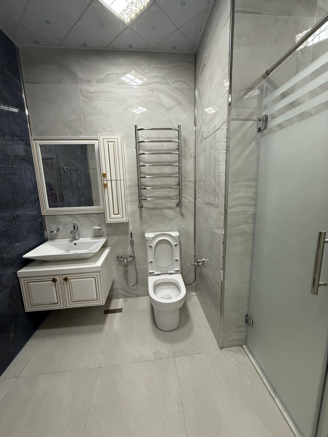 İcarəyə verilir 3 otaqlı yeni tikili 100 m² — Mənzil, Bakı (10)