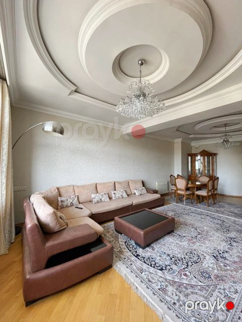 Satılır 3 otaqlı yeni tikili 127 m²