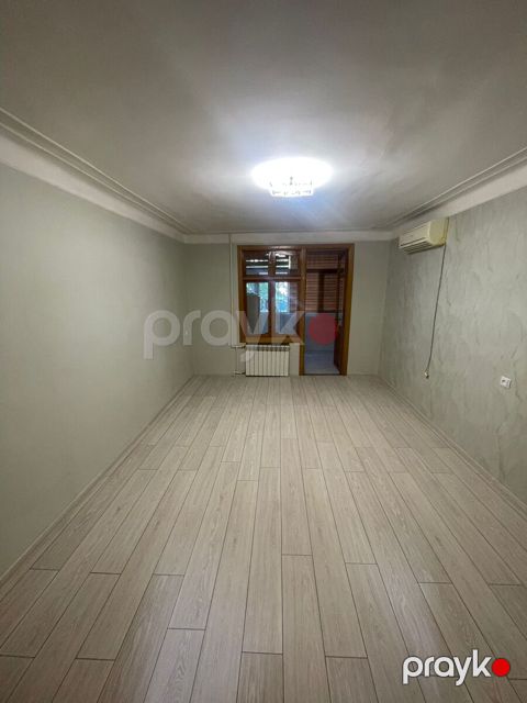 Satılır 3 otaqlı köhnə tikili 70 m²
