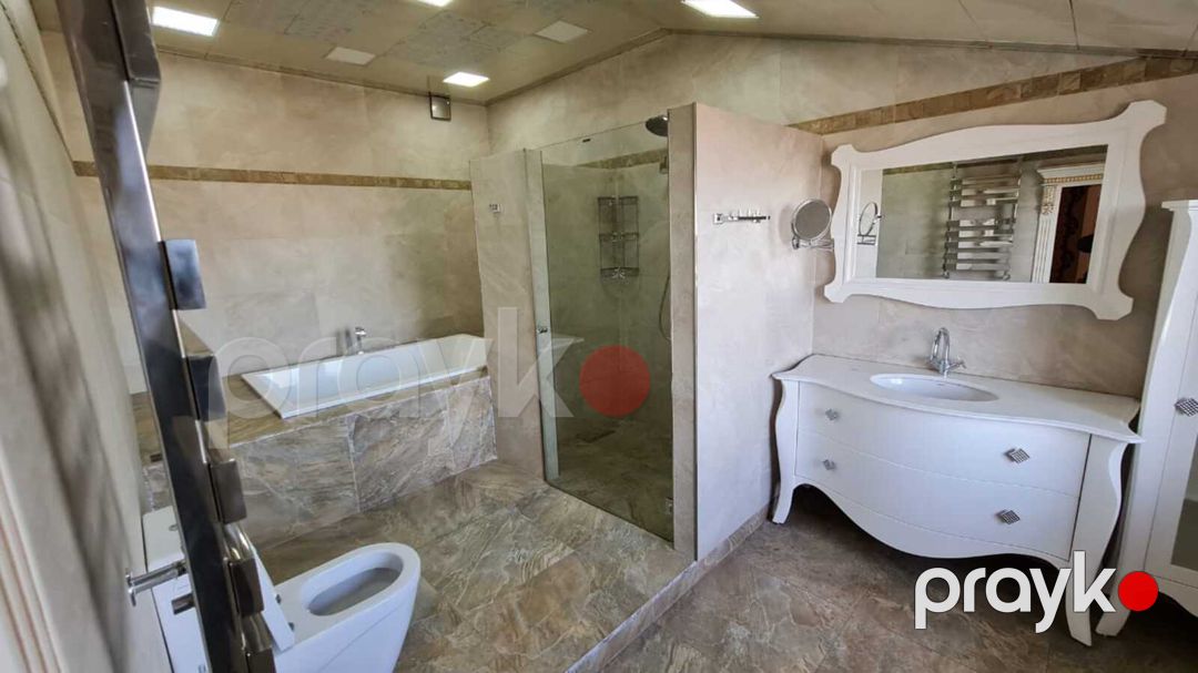 Satılır 10 otaqlı həyət evi/bağ evi 576 m² — Ev, villa, Bakı (11)