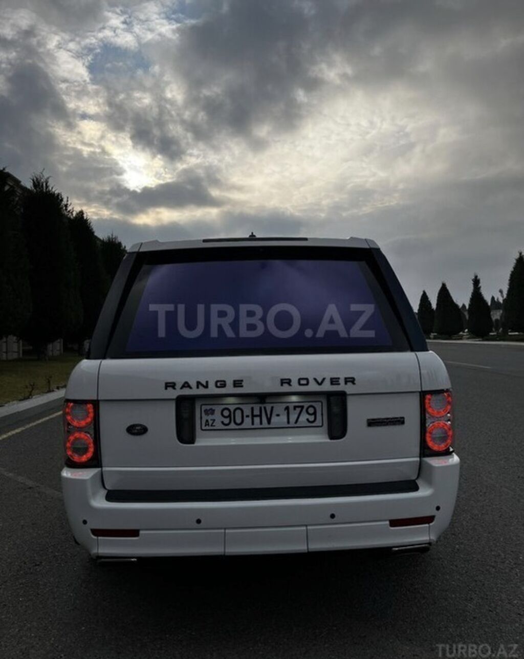 Land Rover Range Rover: 4.4 l 2003 il 286000 km Ofrouder/SUV — Avtomobillər, Gəncə (2)