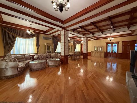Satılır 6 otaqlı yeni tikili 470 m² — Bakı