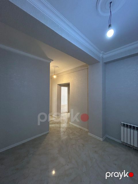 Satılır 3 otaqlı yeni tikili 80 m²