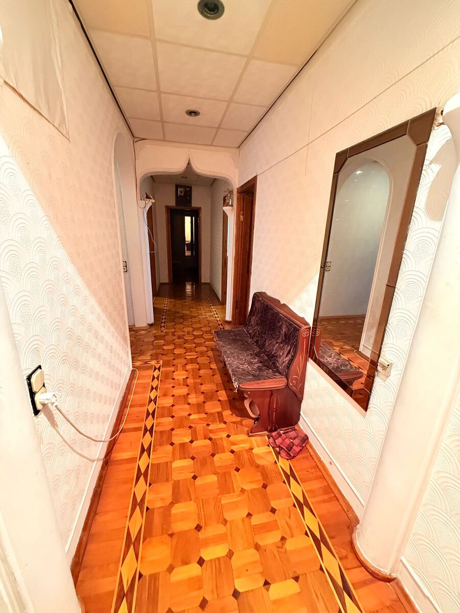 Satılır 4 otaqlı köhnə tikili 135 m² — Mənzil, Bakı (4)