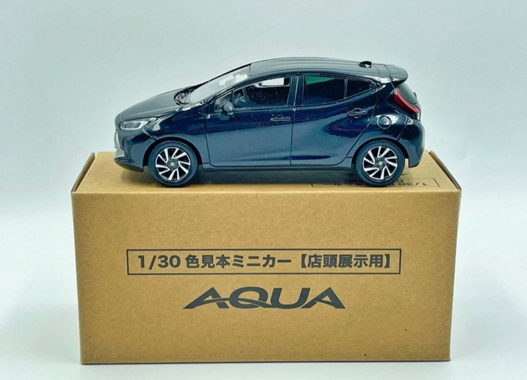 Toyota Aqua 1/30 modeli — Kolleksiyalar, Bakı (6)