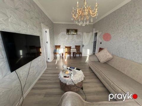 Satılır 4 otaqlı köhnə tikili 83 m²