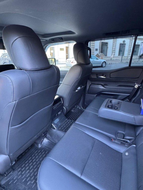 Toyota Land Cruiser Prado, 2.8 L, 2024 il, 7 000 km — Avtomobillər, Bakı (10)