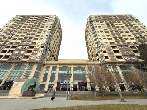 Satılır 3 otaqlı yeni tikili 100 m² — Bakı