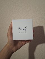 Qulaqlıq Airpods pro. Qulaqciq tam yenidir pakofkadir.Səsi bası çox — Наушники