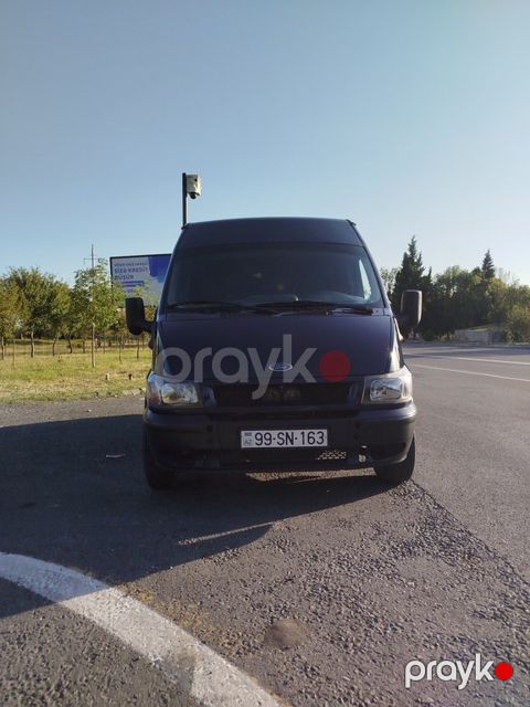 Ford Transit, 2.4 L, 2001 il, 350 000 km