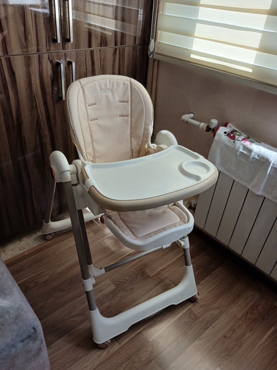 Qidalanma oturacağı Kidilo — Qidalandırma stulları, Bakı (2)
