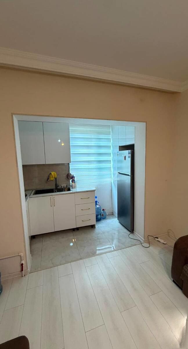 Satılır 3 otaqlı köhnə tikili 70 m² — Mənzil, Bakı (2)