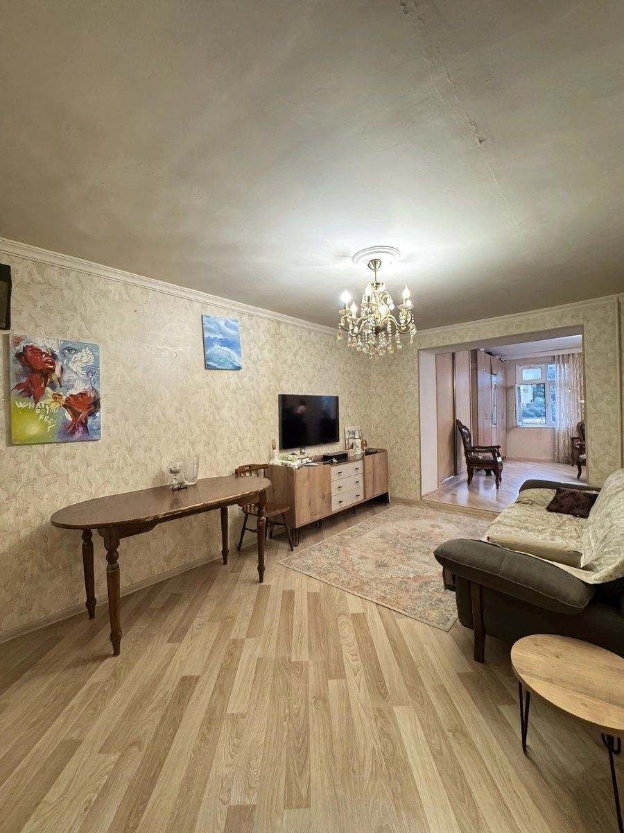Satılır 2 otaqlı köhnə tikili 85 m² — Mənzil, Bakı (2)
