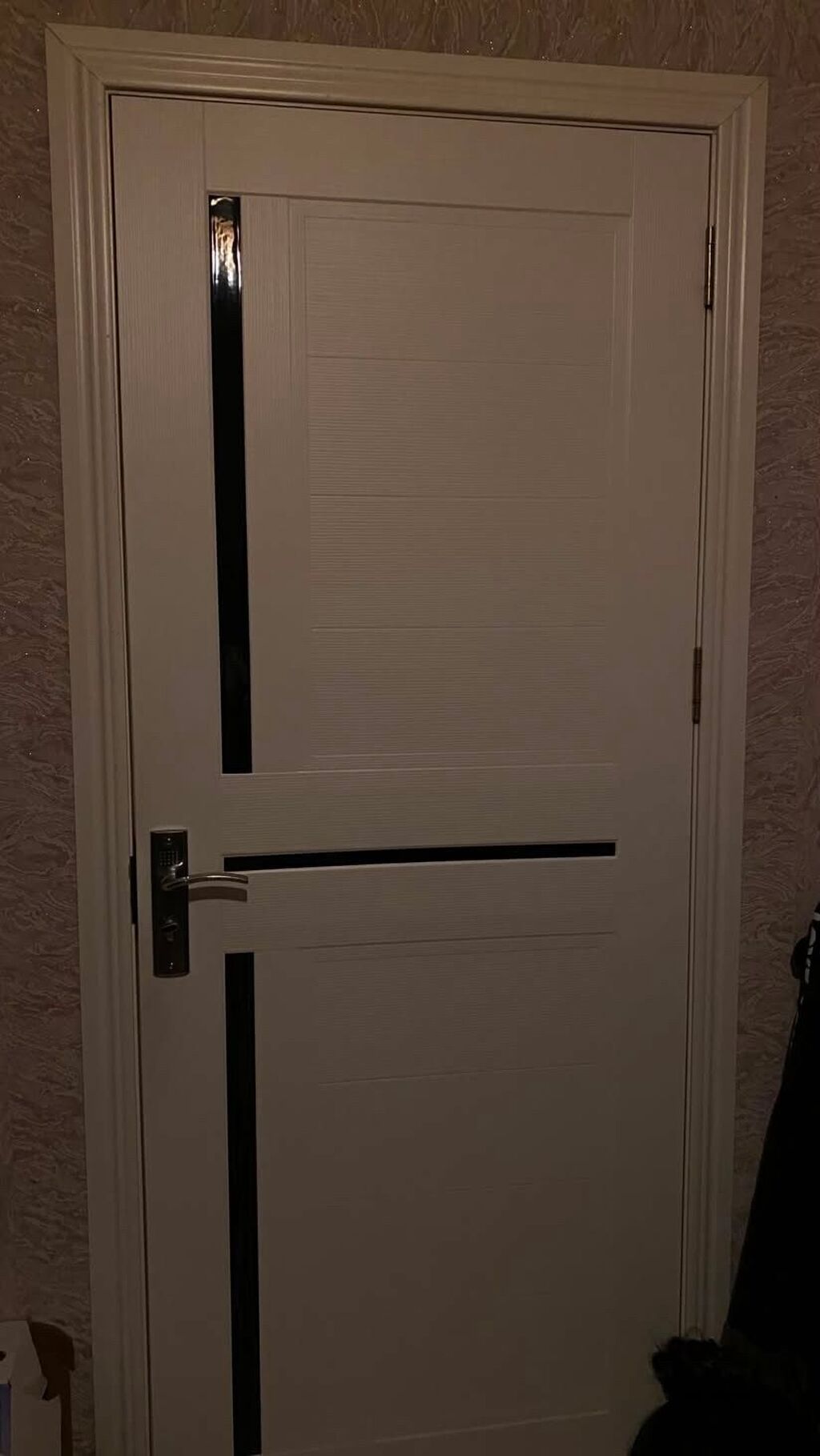 Qapı. 2 ədəddir. Biri satılır 55 azn. Ölçü- hündürlük 2 m, en 0,80 — Pəncərələr, qapılar, balkonlar, Digah