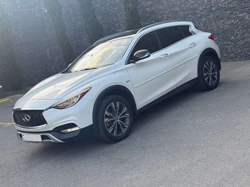 Infiniti QX30, 2.0 L, 2016 il, 96 000 km — Avtomobillər, Bakı (3)