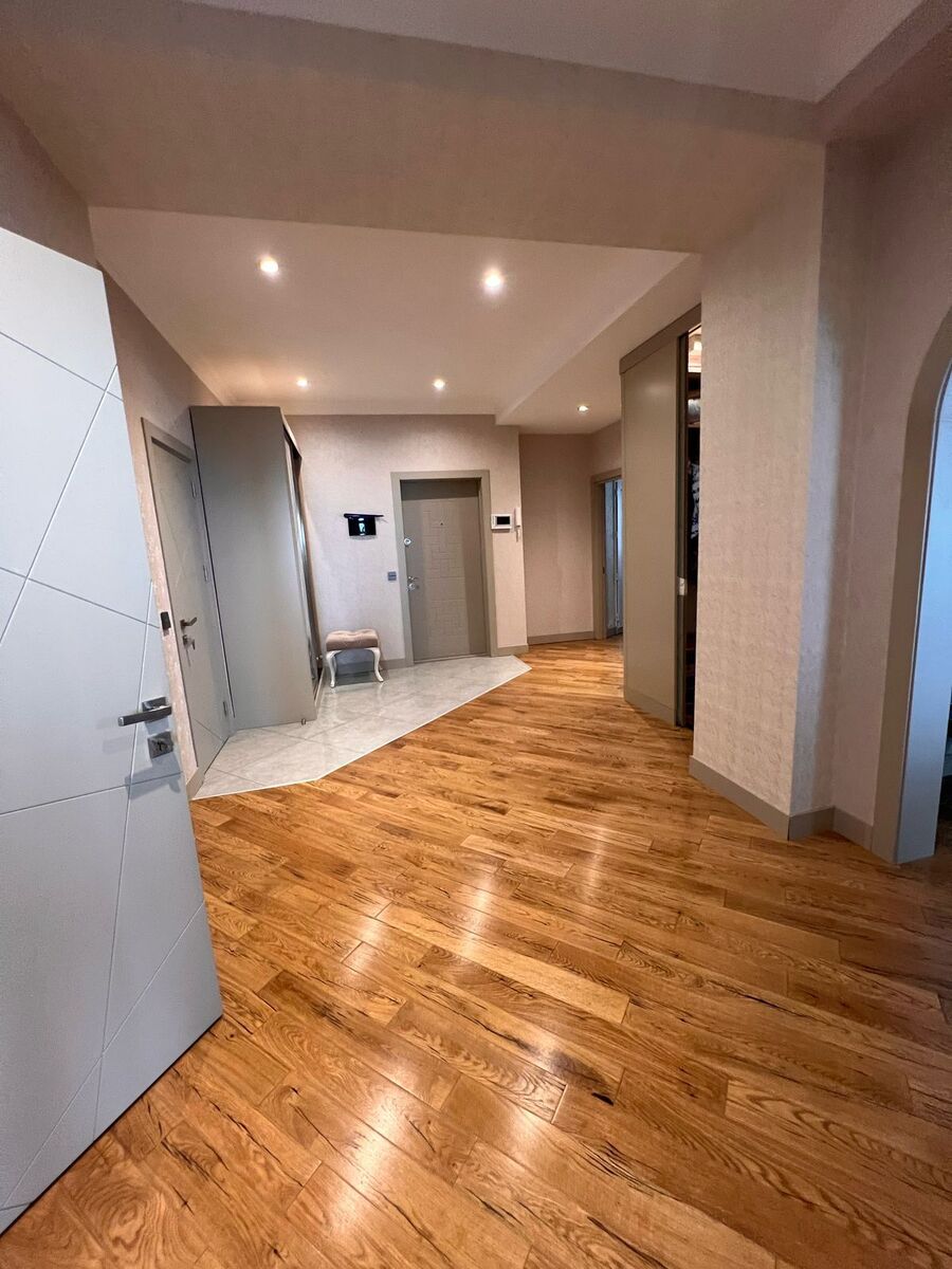 Satılır 4 otaqlı yeni tikili 204 m² — Mənzil, Bakı (8)