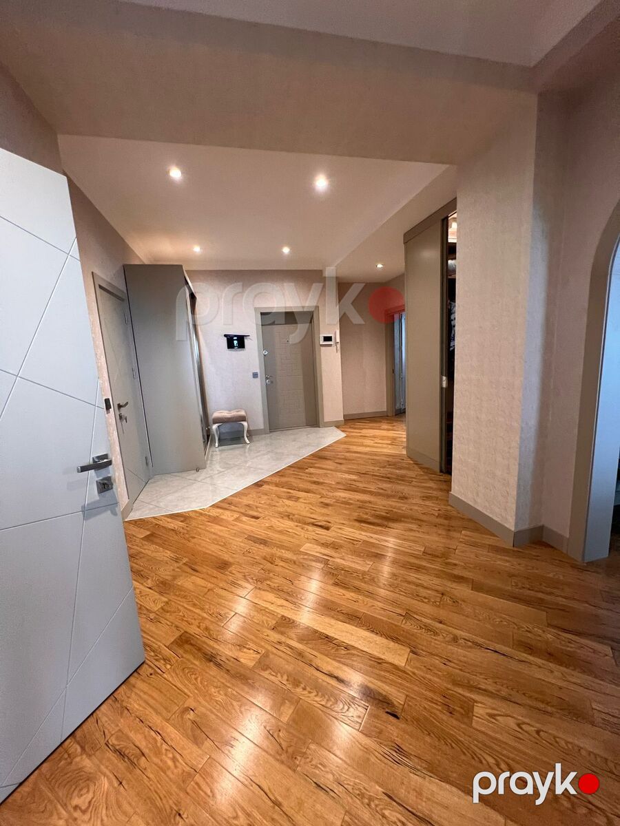 Satılır 4 otaqlı yeni tikili 204 m² — Mənzil, Bakı (8)
