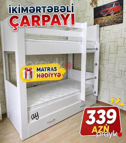 İkimərtəbəli çarpayı – ağ rəngdə, müasir dizayn. - Üst və alt mərtəbə